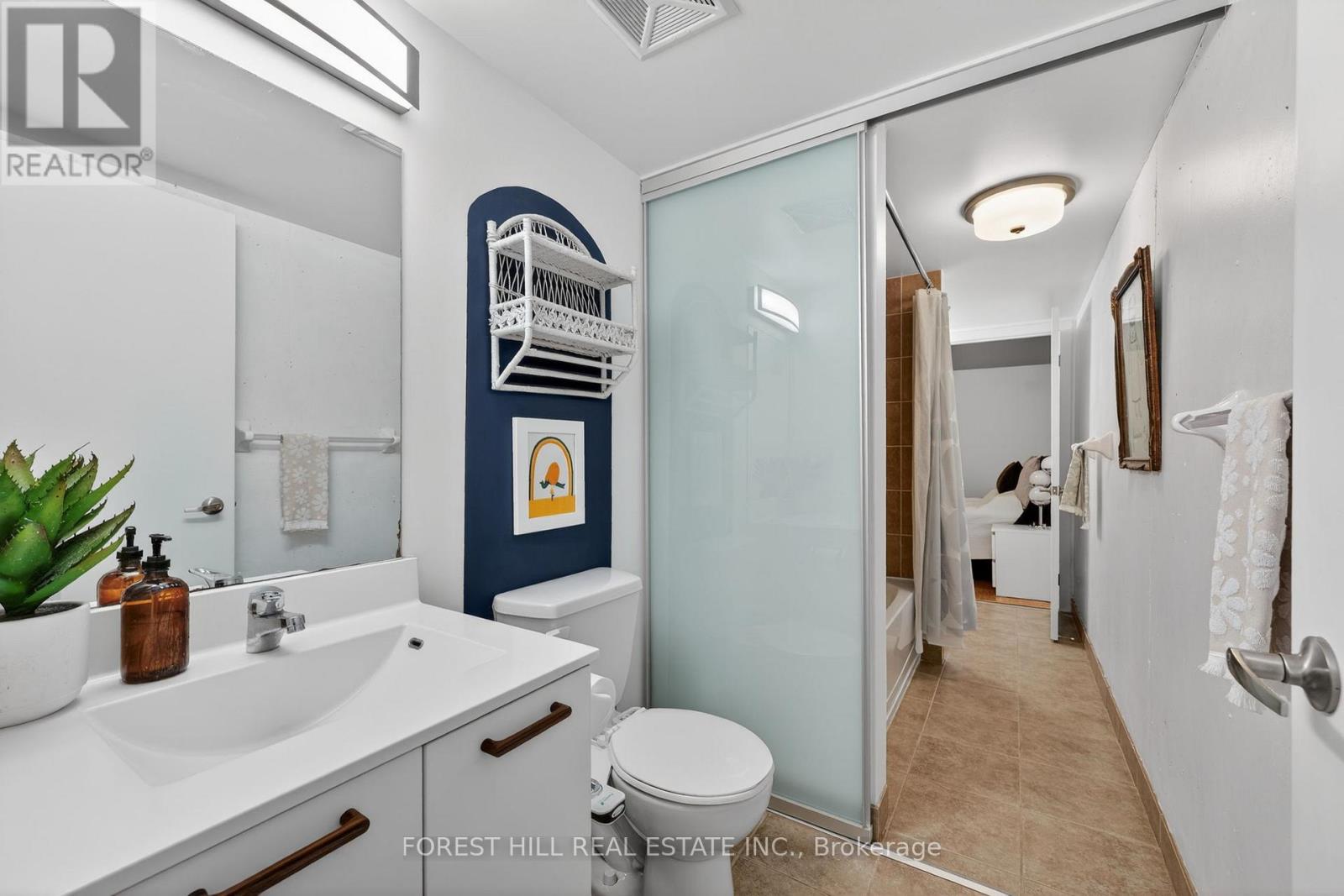 1308 - 150 Sudbury Street, Toronto, Ontario  M6J 3S8 - Photo 25 - C12810858