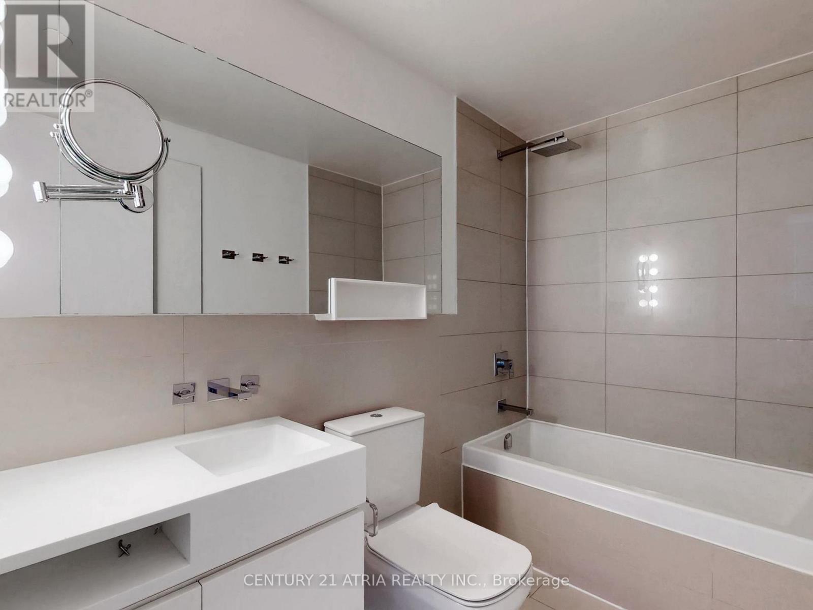 711 - 45 Charles Street E, Toronto, Ontario  M4Y 0B8 - Photo 18 - C12810872