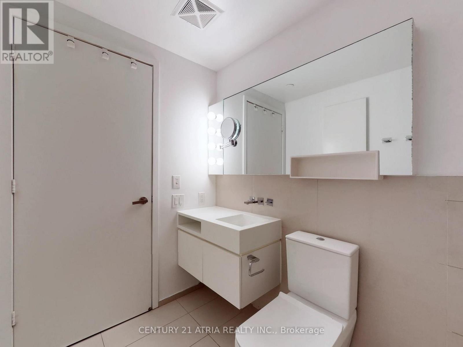 711 - 45 Charles Street E, Toronto, Ontario  M4Y 0B8 - Photo 19 - C12810872