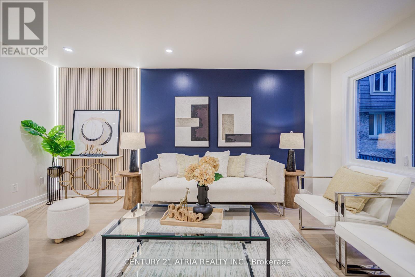 10 - 590 Sandhurst Circle, Toronto, Ontario  M1S 4J6 - Photo 4 - E12810854