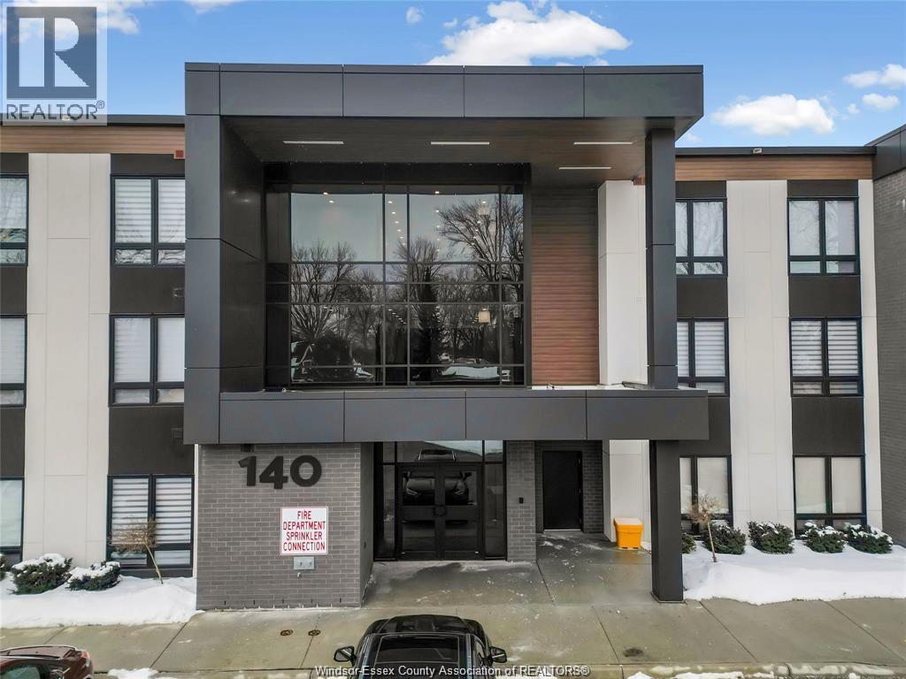 MLS# 26003738: 140 MAIN Unit# 105, Kingsville, Canada