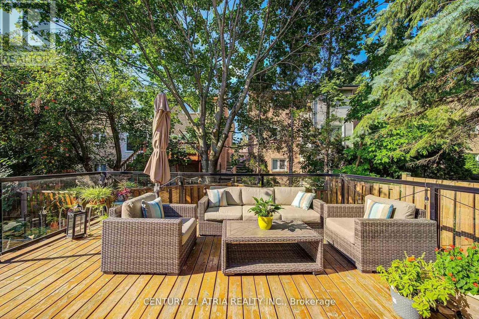 Main Floor - 18 Park Lane Circle, Richmond Hill, Ontario  L4C 6S8 - Photo 34 - N12810856