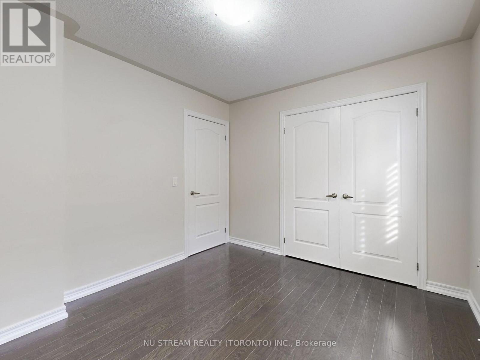 224 Aspenwood Drive, Newmarket, Ontario  L3X 3L1 - Photo 25 - N12810860