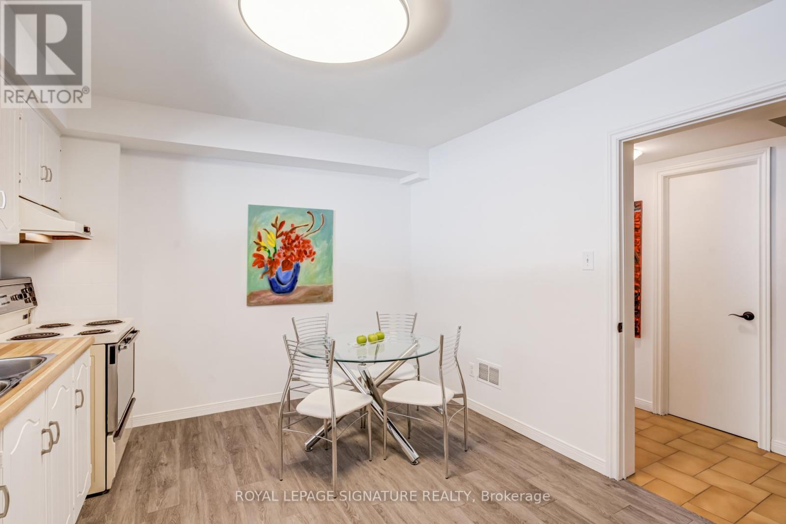 81 Garden Avenue, Richmond Hill, Ontario  L4C 6L6 - Photo 36 - N12810890