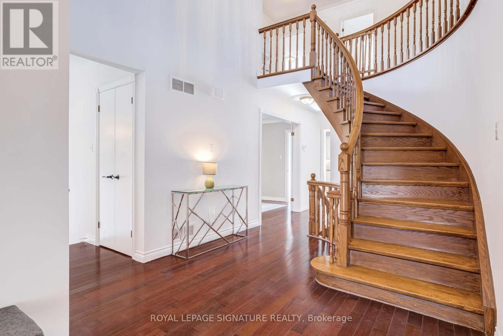 81 Garden Avenue, Richmond Hill, Ontario  L4C 6L6 - Photo 4 - N12810890