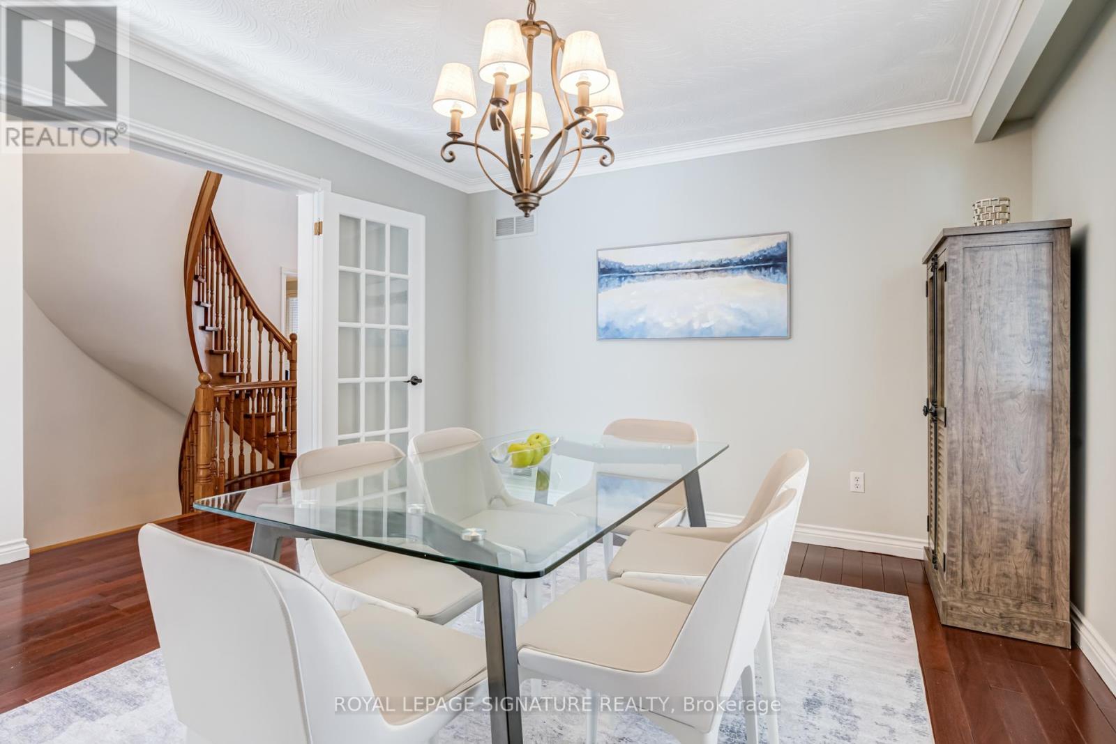 81 Garden Avenue, Richmond Hill, Ontario  L4C 6L6 - Photo 5 - N12810890