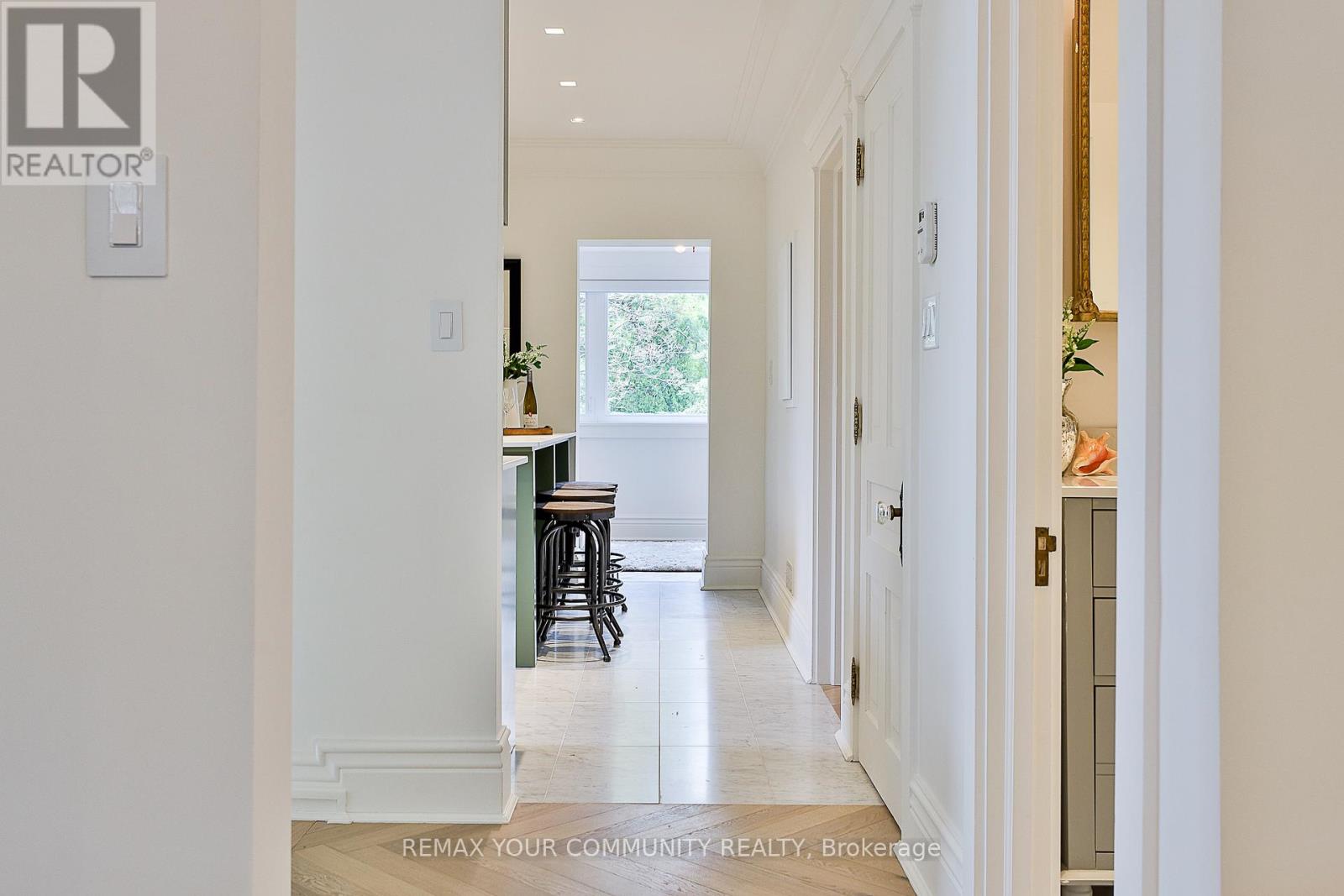 Unit #2 - 262 Roncesvalles Avenue, Toronto, Ontario  M6R 2M1 - Photo 13 - W12810824