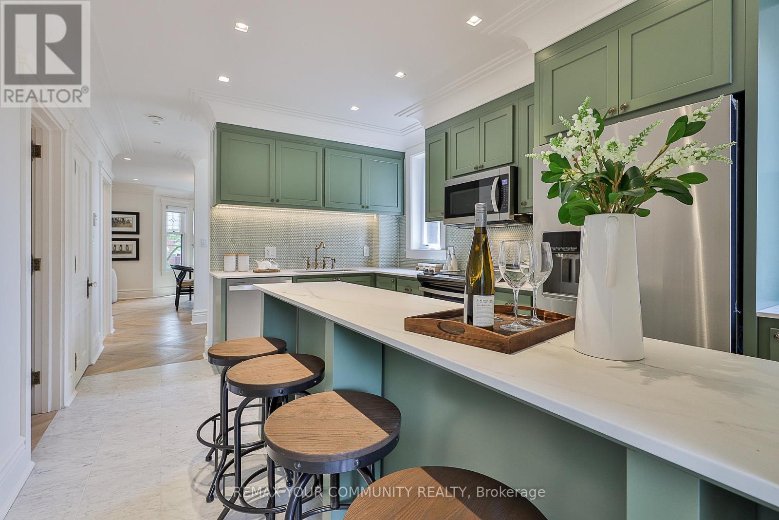 Unit #2 - 262 Roncesvalles Avenue, Toronto, Ontario  M6R 2M1 - Photo 16 - W12810824