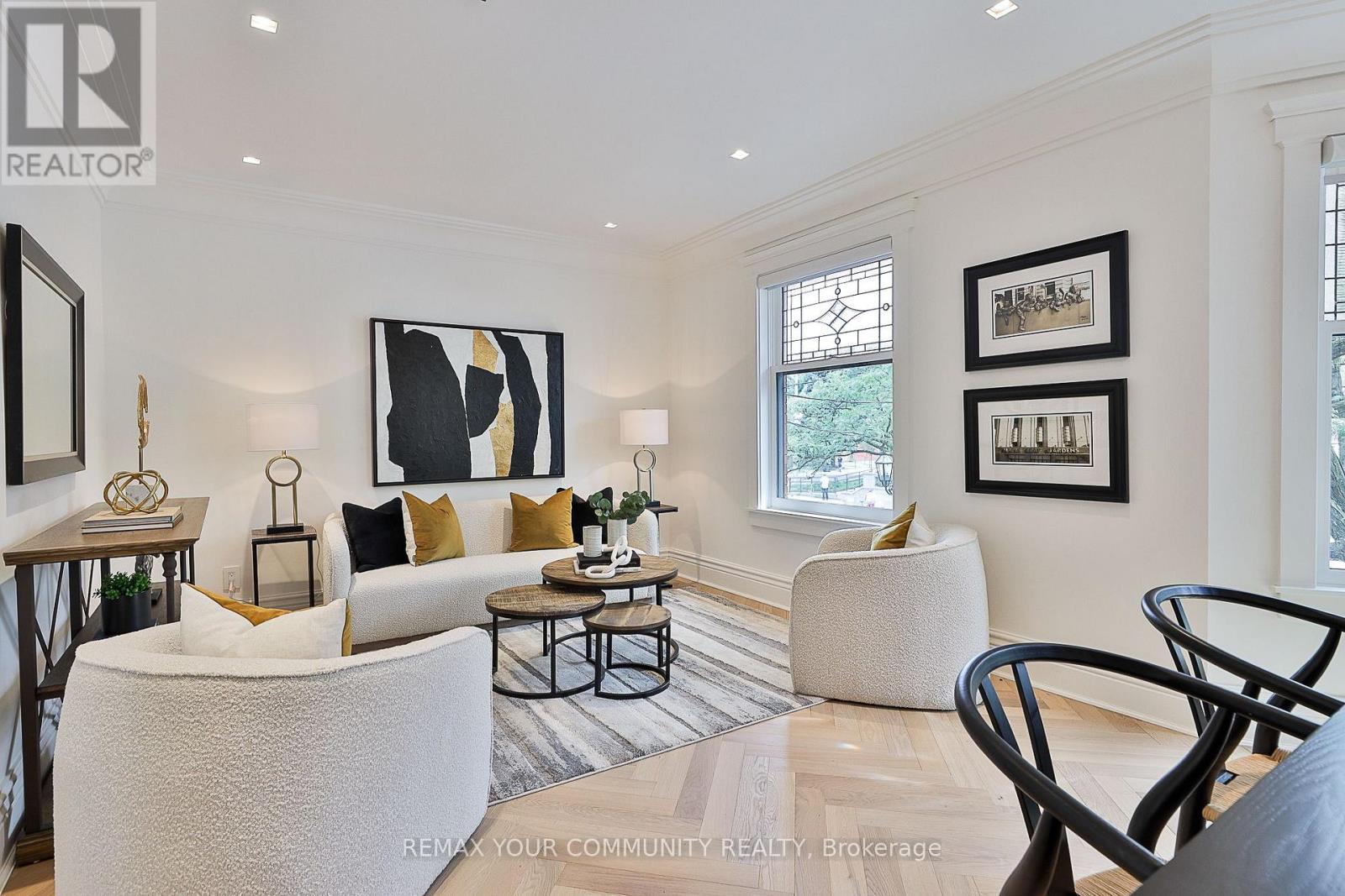 Unit #2 - 262 Roncesvalles Avenue, Toronto, Ontario  M6R 2M1 - Photo 5 - W12810824