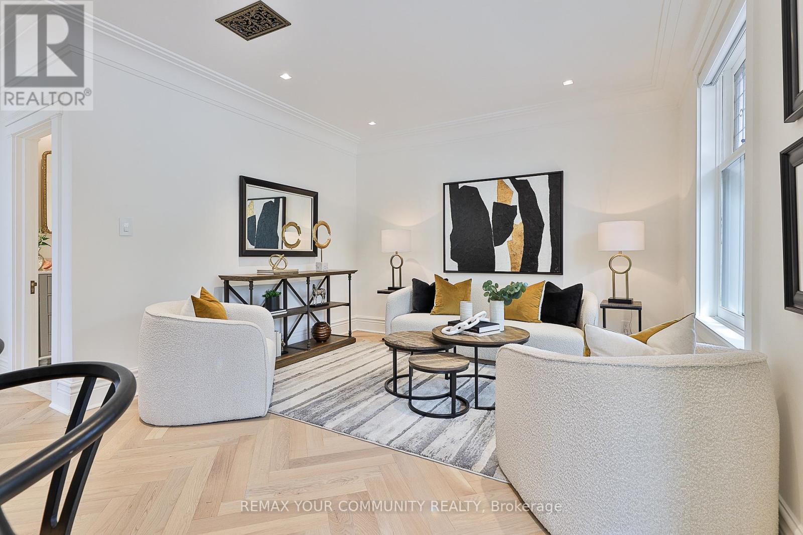 Unit #2 - 262 Roncesvalles Avenue, Toronto, Ontario  M6R 2M1 - Photo 6 - W12810824