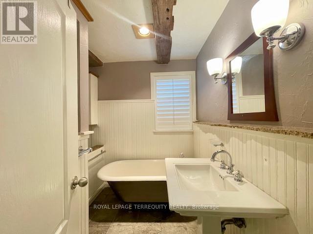 425 River Side Drive, Oakville, Ontario  L6K 3N6 - Photo 26 - W12810830