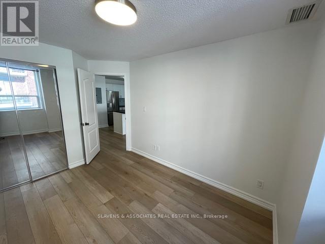 307 - 4198 Dundas Street W, Toronto, Ontario  M8X 1Y6 - Photo 7 - W12810842
