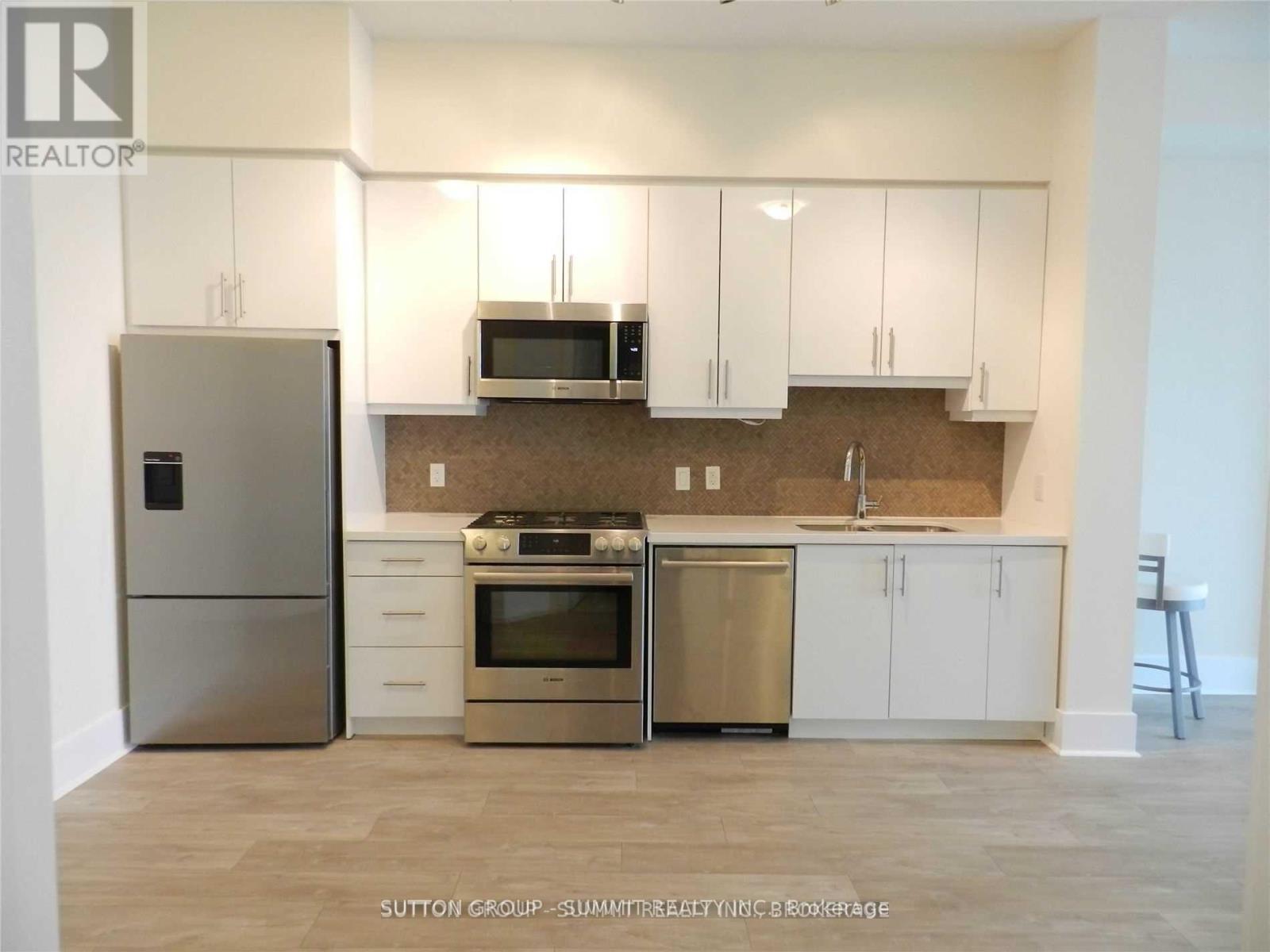 4502 - 3975 Grand Park Drive, Mississauga, Ontario  L5B 4M6 - Photo 13 - W12810844