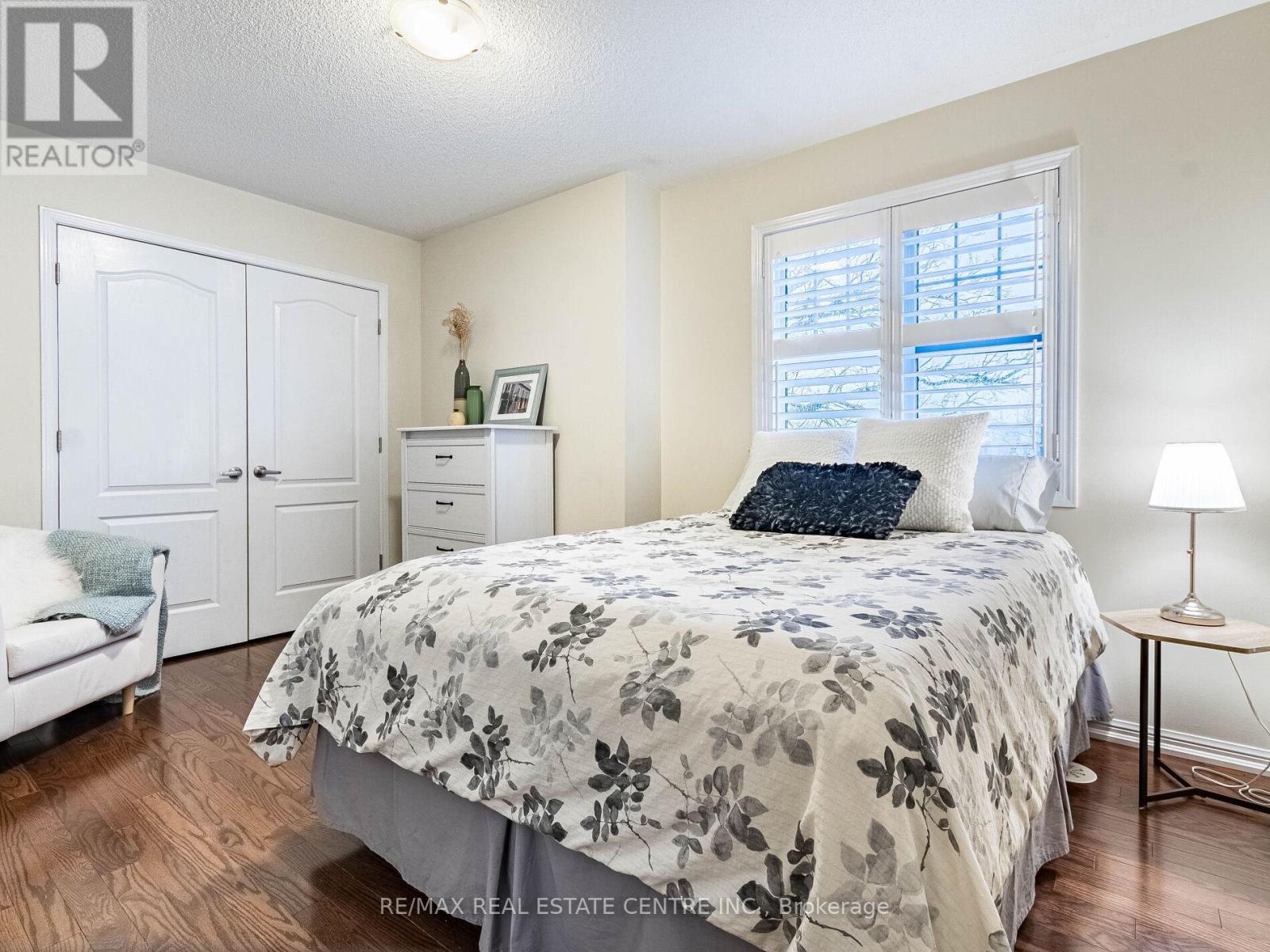 28 Colonel Frank Ching Crescent, Brampton, Ontario  L6Y 5W5 - Photo 9 - W12810884