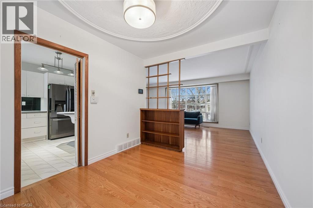 123 Lorraine Avenue, Kitchener, Ontario  N2B 2N1 - Photo 16 - 40800271