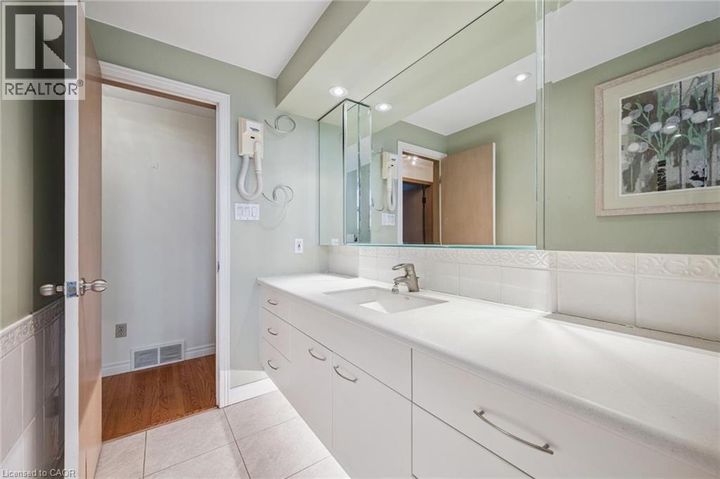 123 Lorraine Avenue, Kitchener, Ontario  N2B 2N1 - Photo 32 - 40800271