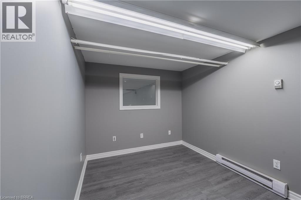 27 Copernicus Boulevard Unit# 8, Brantford, Ontario  N3T 1N4 - Photo 17 - 40791068