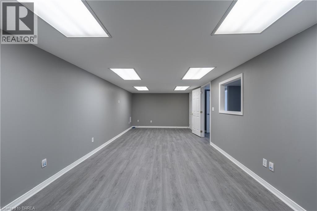 27 Copernicus Boulevard Unit# 8, Brantford, Ontario  N3T 1N4 - Photo 12 - 40791068