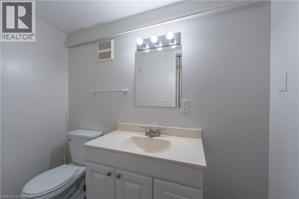 27 Copernicus Boulevard Unit# 8, Brantford, Ontario  N3T 1N4 - Photo 20 - 40791068