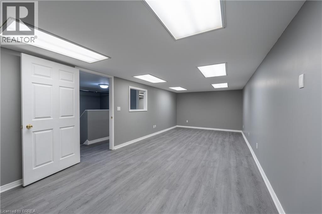 27 Copernicus Boulevard Unit# 8, Brantford, Ontario  N3T 1N4 - Photo 14 - 40791068