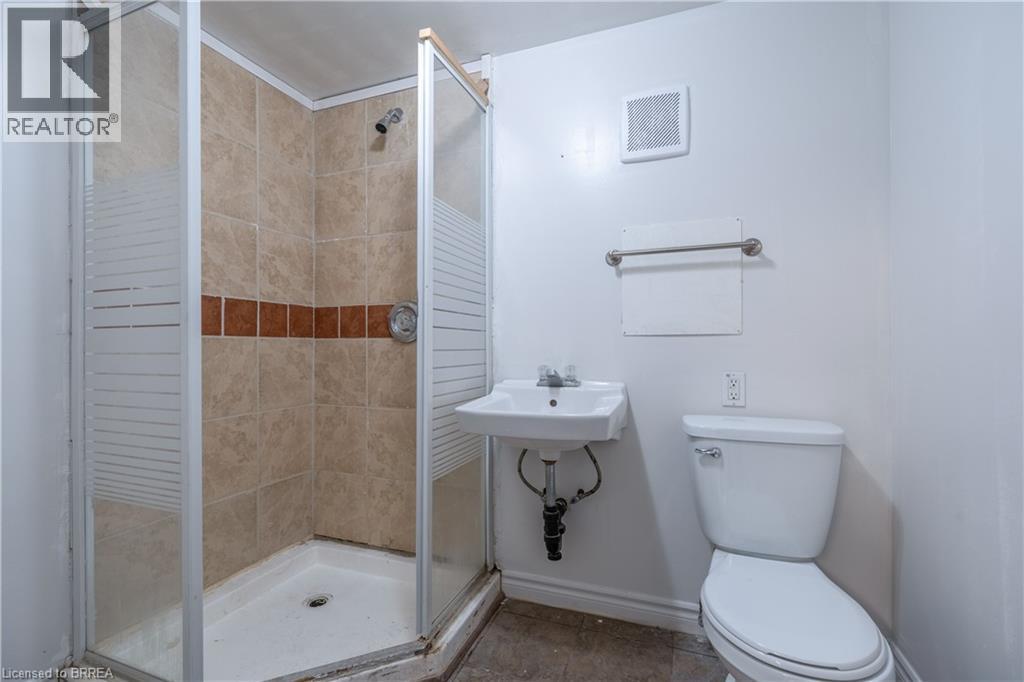 27 Copernicus Boulevard Unit# 8, Brantford, Ontario  N3T 1N4 - Photo 26 - 40791068