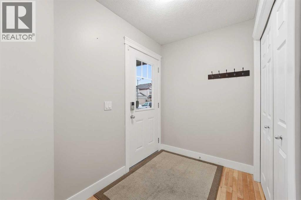 32 Evanscove Heights Nw, Calgary, Alberta  T3P 1G1 - Photo 3 - A2277618