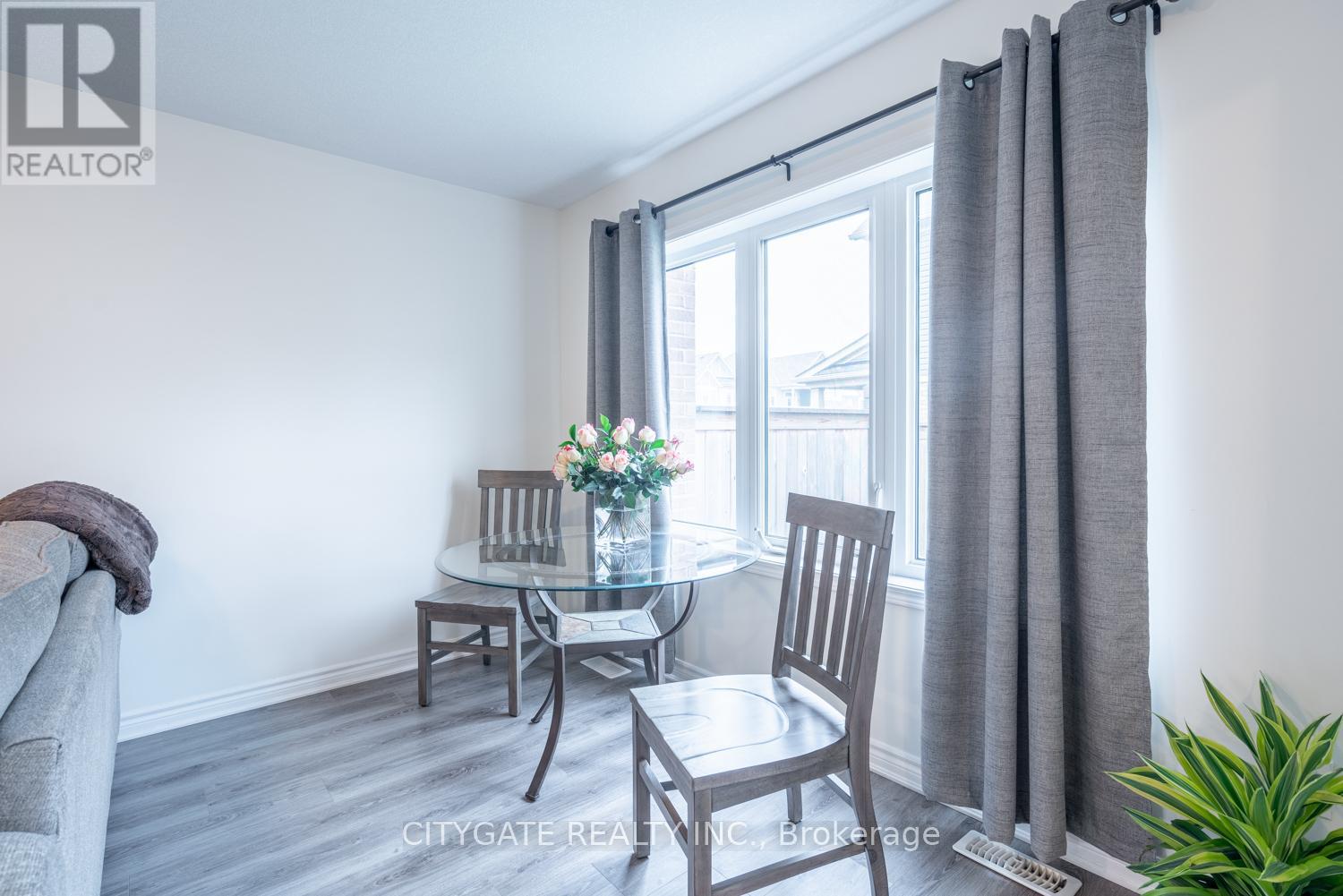 69 Mcmonies Drive, Hamilton, Ontario  L8B 0A5 - Photo 8 - X12810870