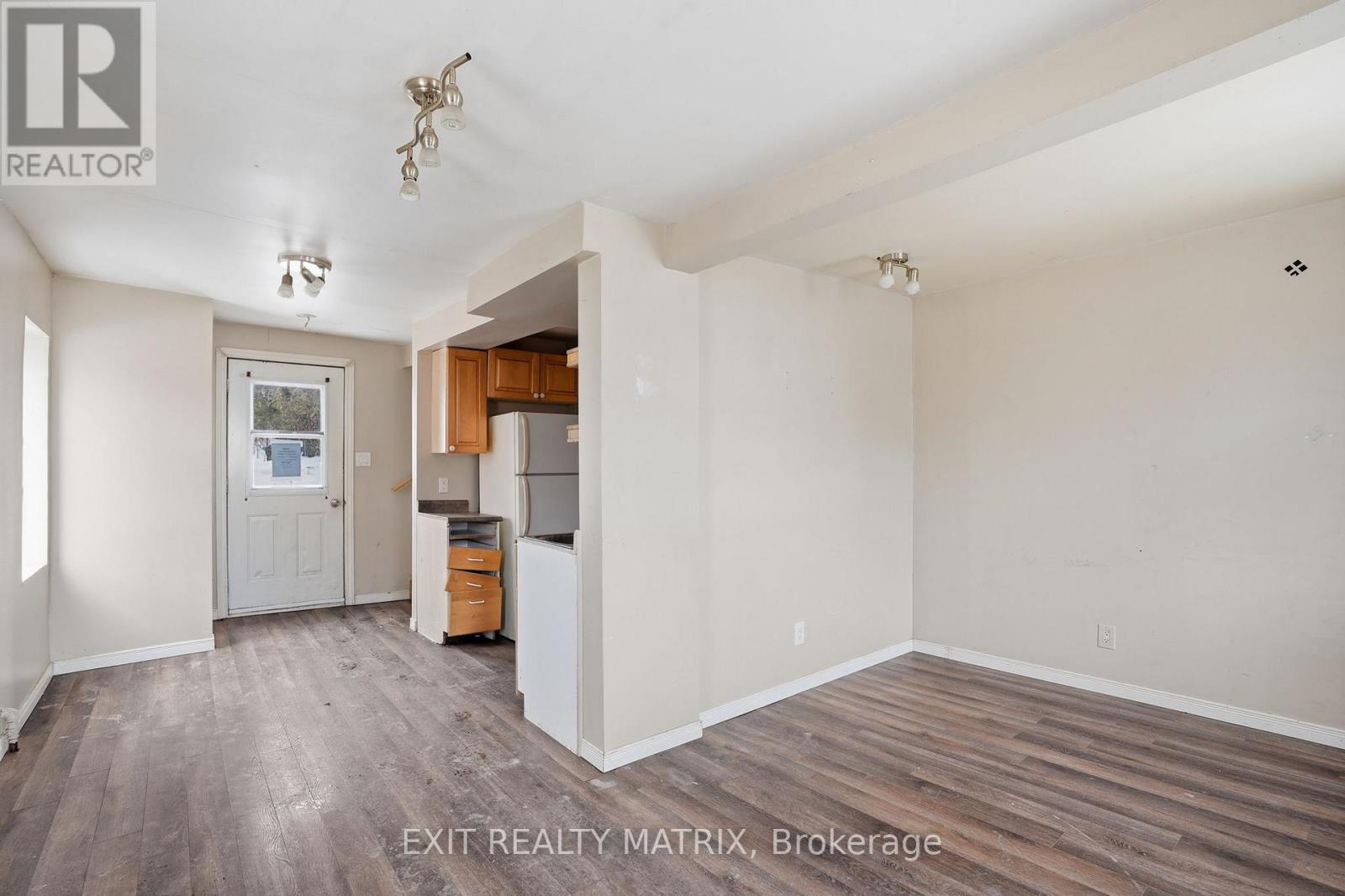 972 Main Street E, Hawkesbury, Ontario  K6A 1B7 - Photo 8 - X12810940