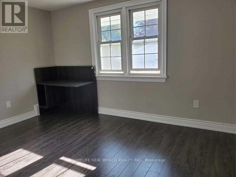 90 Centre Street W, Richmond Hill, Ontario  L4C 3P7 - Photo 8 - N12810876