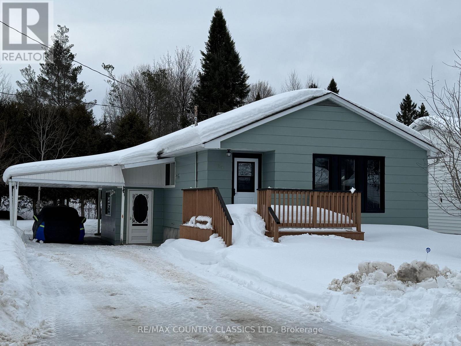 29 Hemlock Street, Highlands East (Bicroft Ward), Ontario  K0L 1M0 - Photo 1 - X12811186