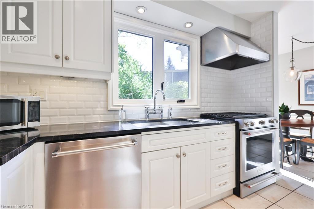 206 Rossmore Boulevard, Burlington, Ontario  L7N 1R1 - Photo 17 - 40782326