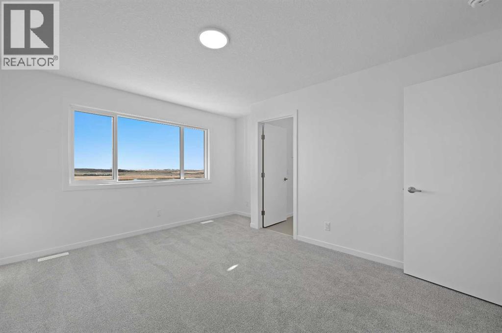 211 Corner Glen Crescent Ne, Calgary, Alberta  T3N 2L8 - Photo 11 - A2273876