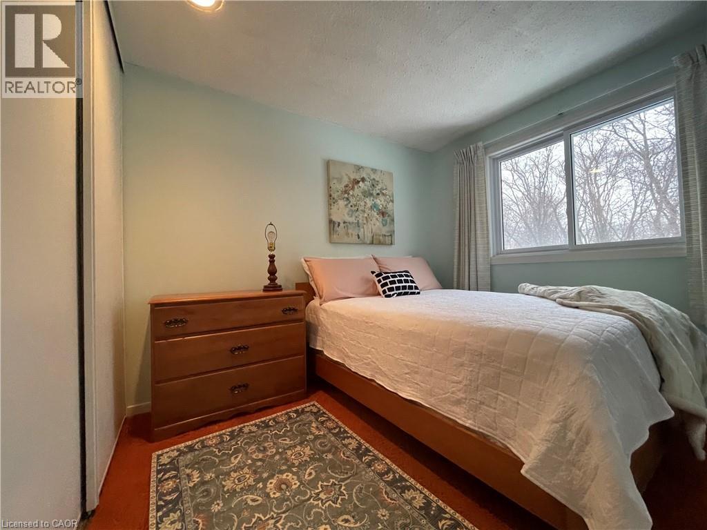 22 Matthew Court, Kitchener, Ontario  N2B 1W6 - Photo 21 - 40805834