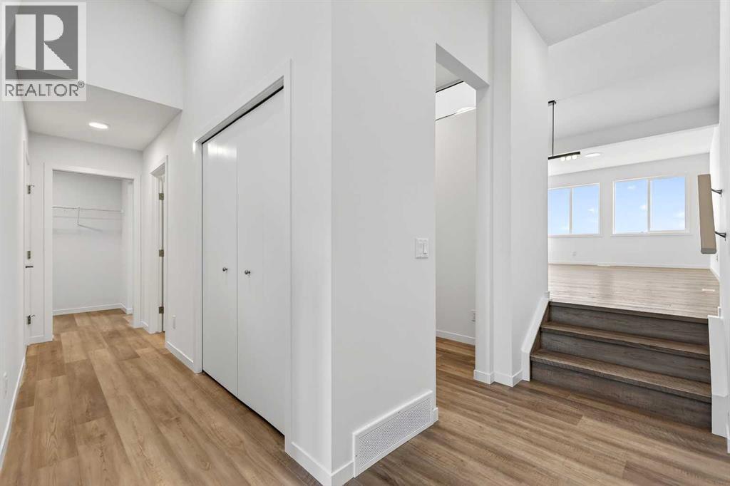 199 Corner Glen Crescent Ne, Calgary, Alberta  T3N 2L8 - Photo 10 - A2275986