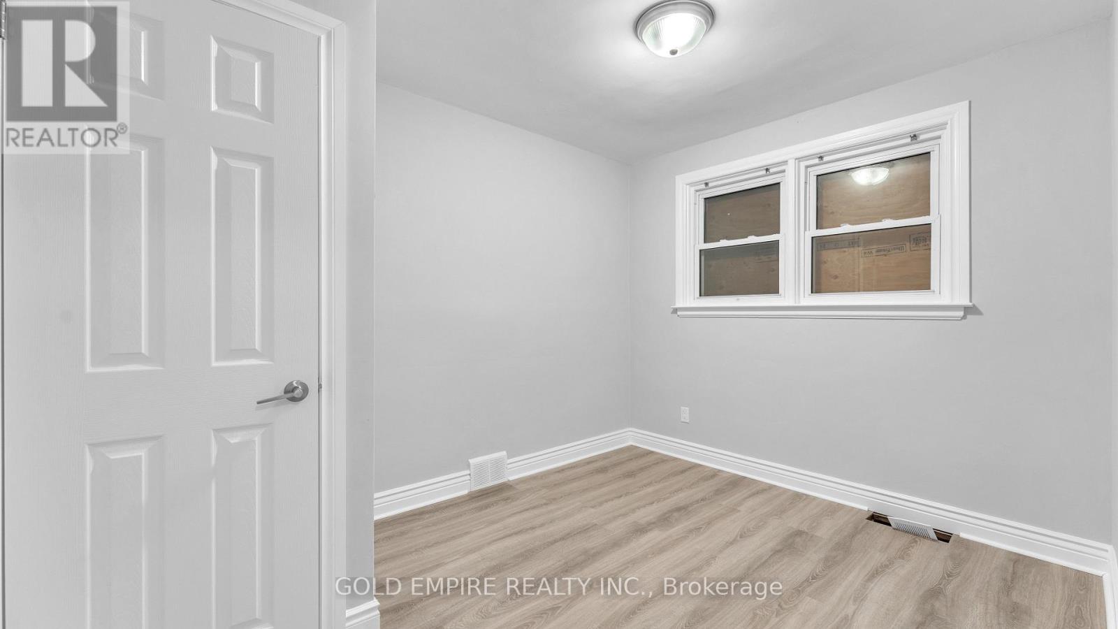 Main - 908 Trafalgar Street, London East, Ontario  N5Z 1G2 - Photo 9 - X12811014