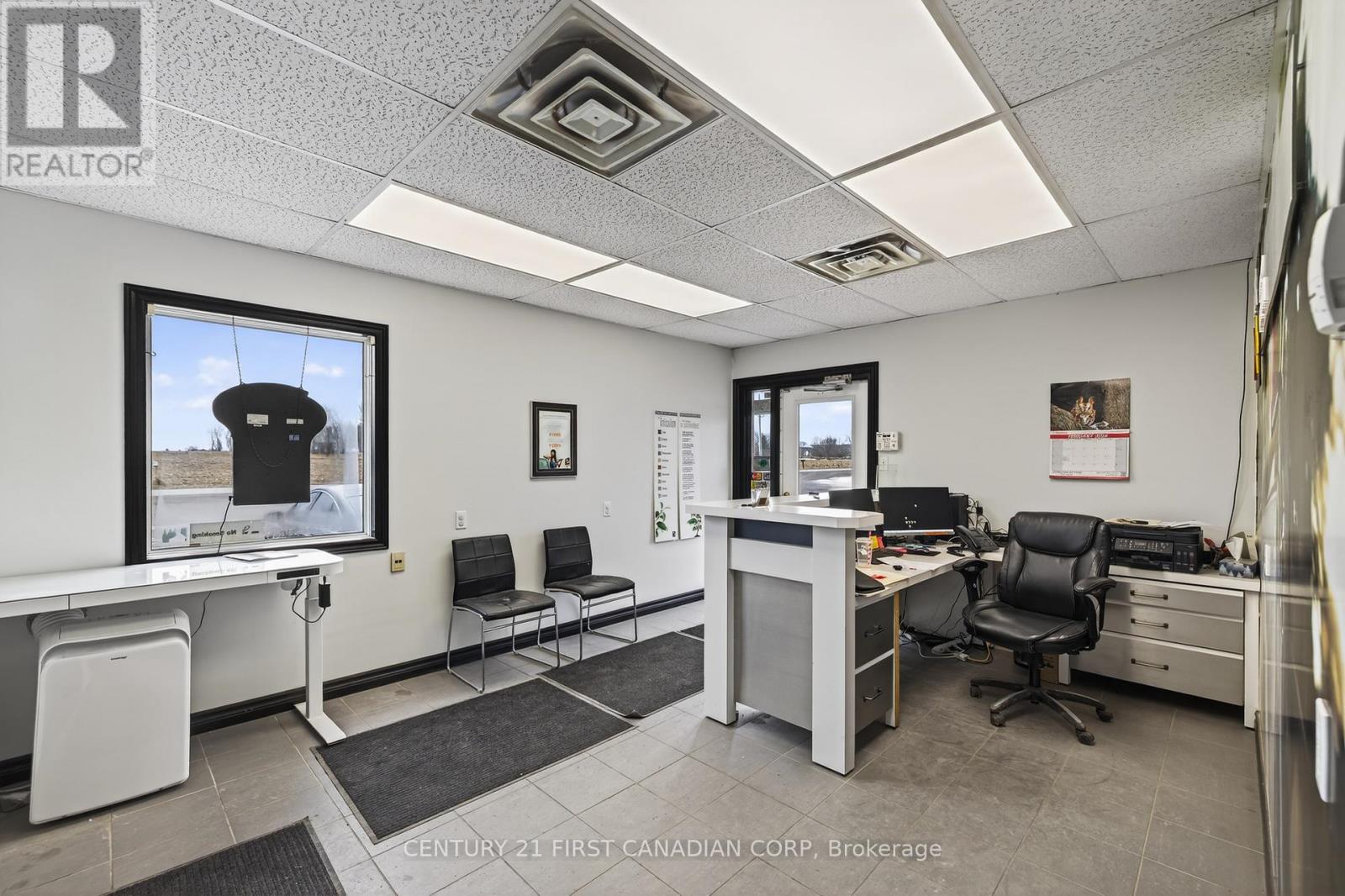 12353 Ridge Line, Chatham-Kent, Ontario  N0P 2C0 - Photo 12 - X12811048