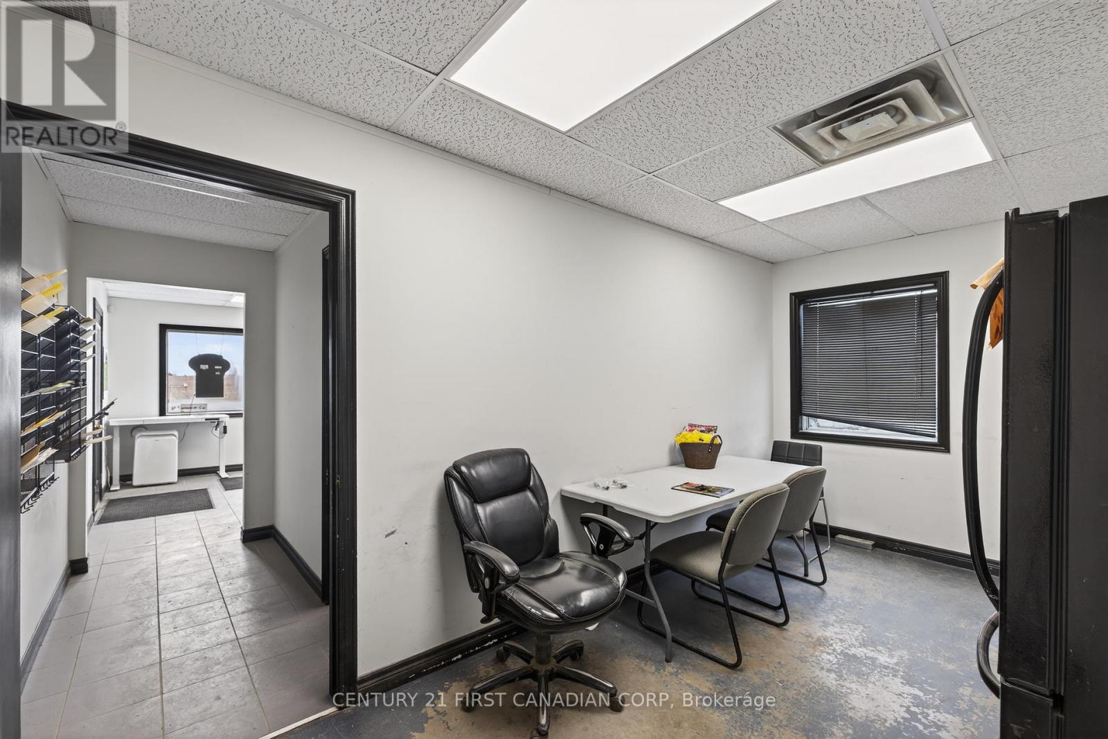 12353 Ridge Line, Chatham-Kent, Ontario  N0P 2C0 - Photo 14 - X12811048