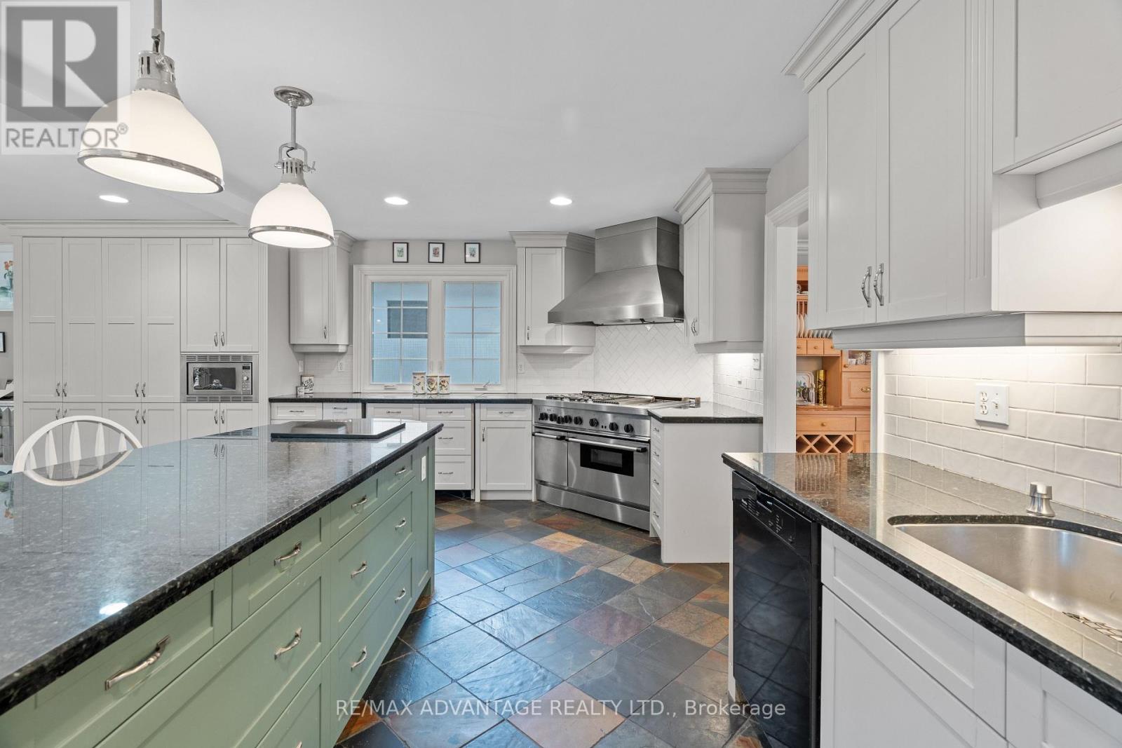 1510 Ryersie Road, London North, Ontario  N6G 2R9 - Photo 17 - X12811126