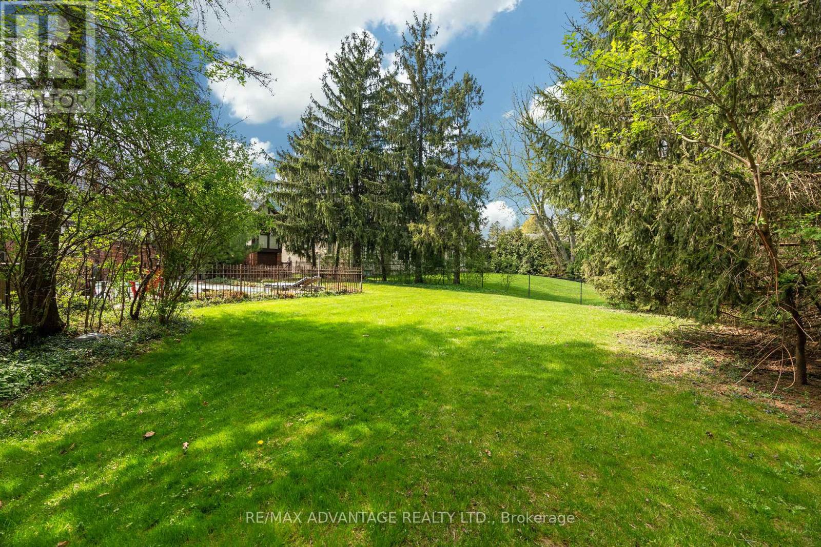 1510 Ryersie Road, London North, Ontario  N6G 2R9 - Photo 47 - X12811126