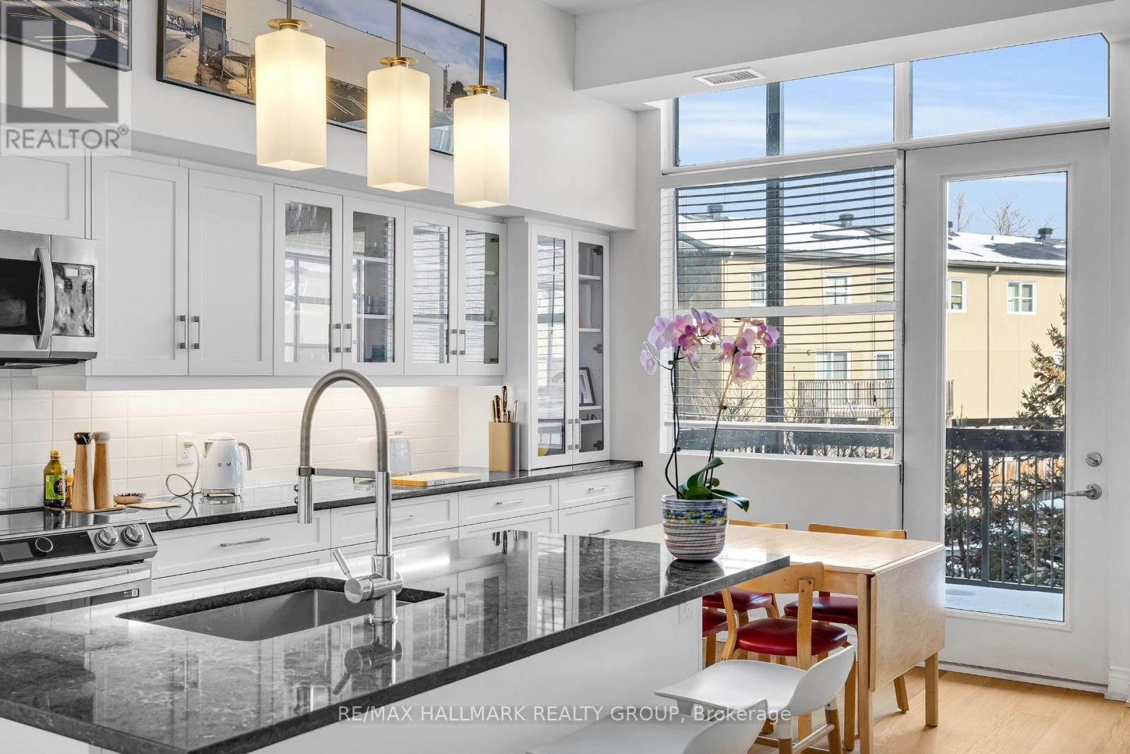 211 - 345 St Denis Street, Ottawa, Ontario  K1L 5J1 - Photo 9 - X12811016