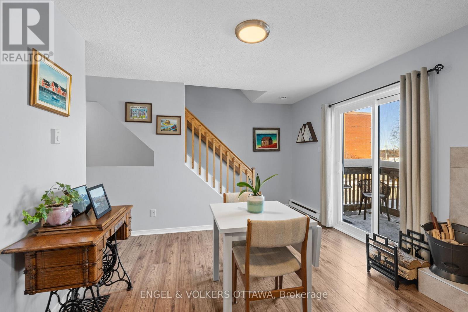 212 - 12 Terrace Drive, Ottawa, Ontario  K2H 9J3 - Photo 17 - X12811178