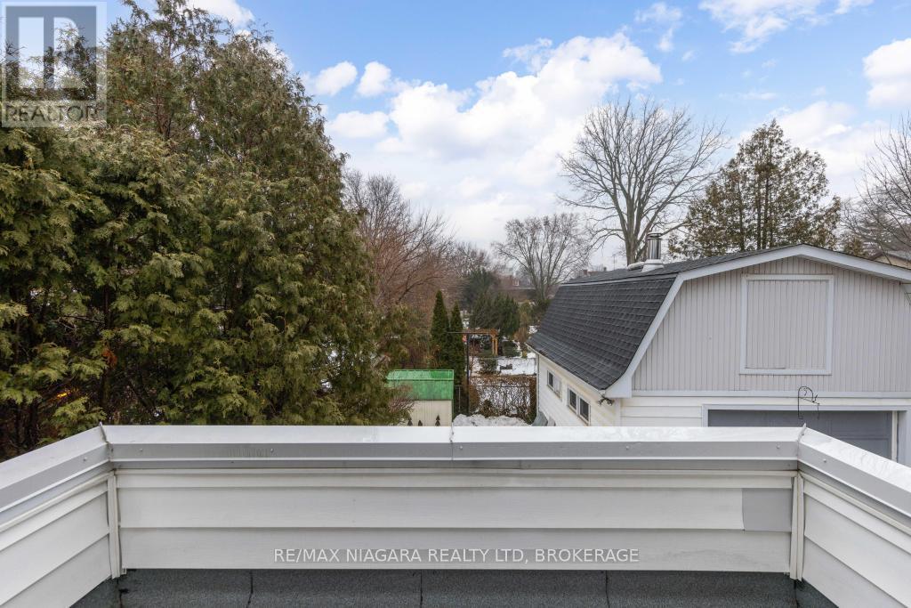 2 Gardiner Place, St. Catharines, Ontario  L2R 1Y8 - Photo 13 - X12811180