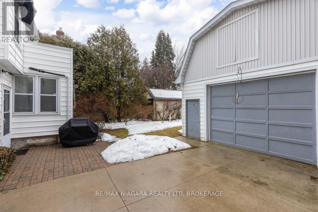 2 Gardiner Place, St. Catharines, Ontario  L2R 1Y8 - Photo 27 - X12811180