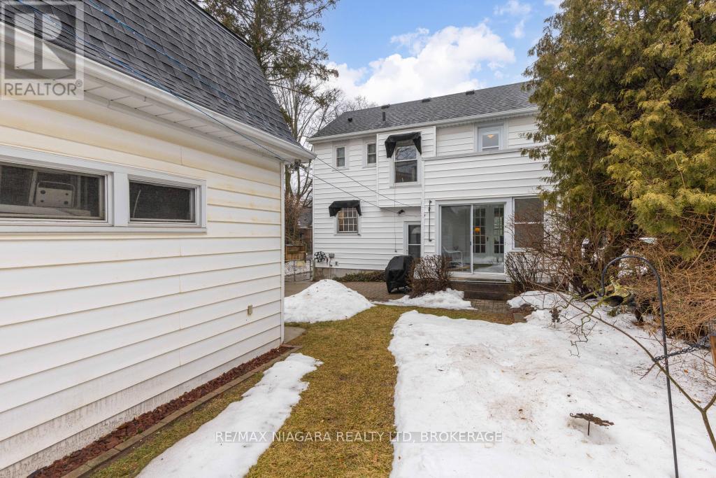 2 Gardiner Place, St. Catharines, Ontario  L2R 1Y8 - Photo 29 - X12811180
