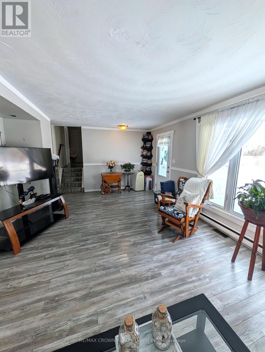 129 Bertha Road, East Ferris, Ontario  P0H 1K0 - Photo 11 - X12810936