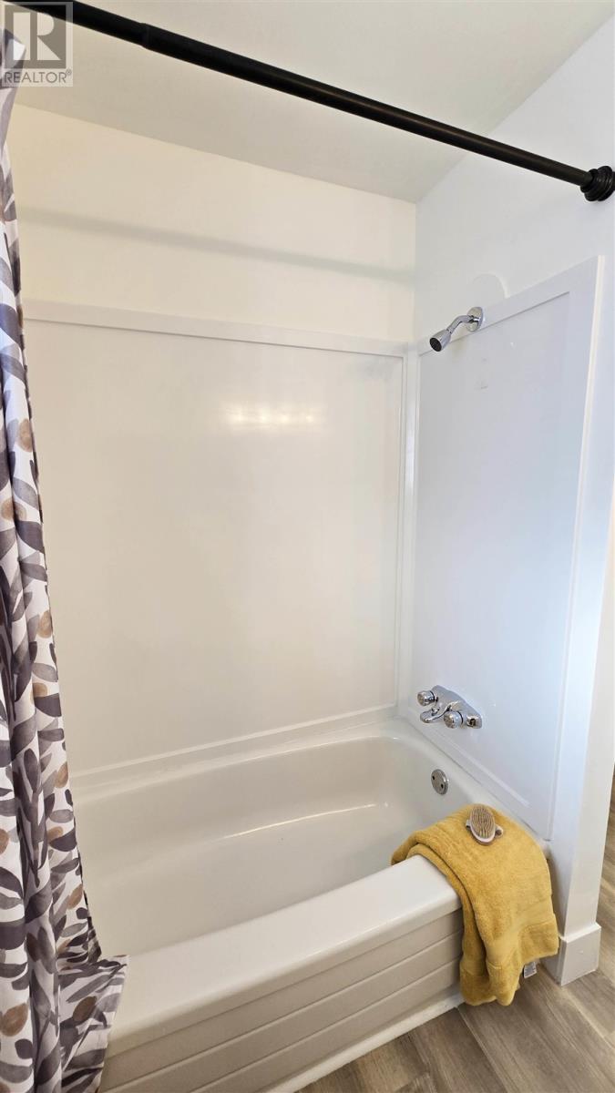 90 Market St, Sault Ste. Marie, Ontario  P6A 4T3 - Photo 21 - SM260073