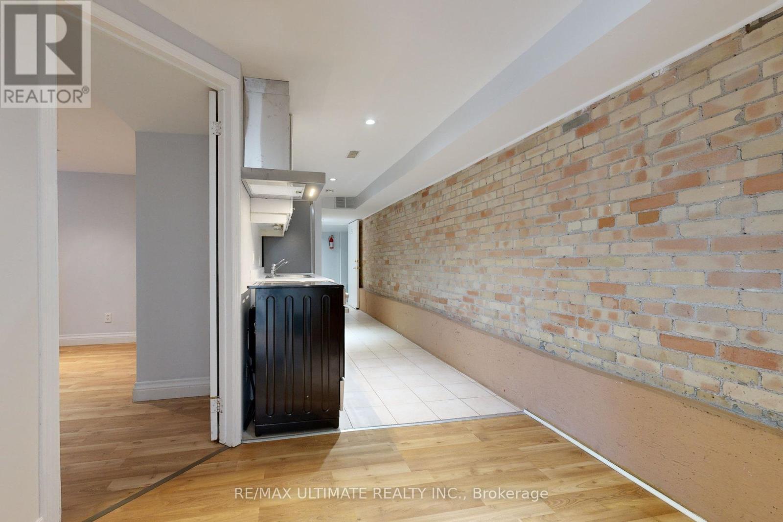 5 Lower - 470 Oriole Parkway, Toronto (Forest Hill South), Ontario  M5P 2H8 - Photo 2 - C12810948