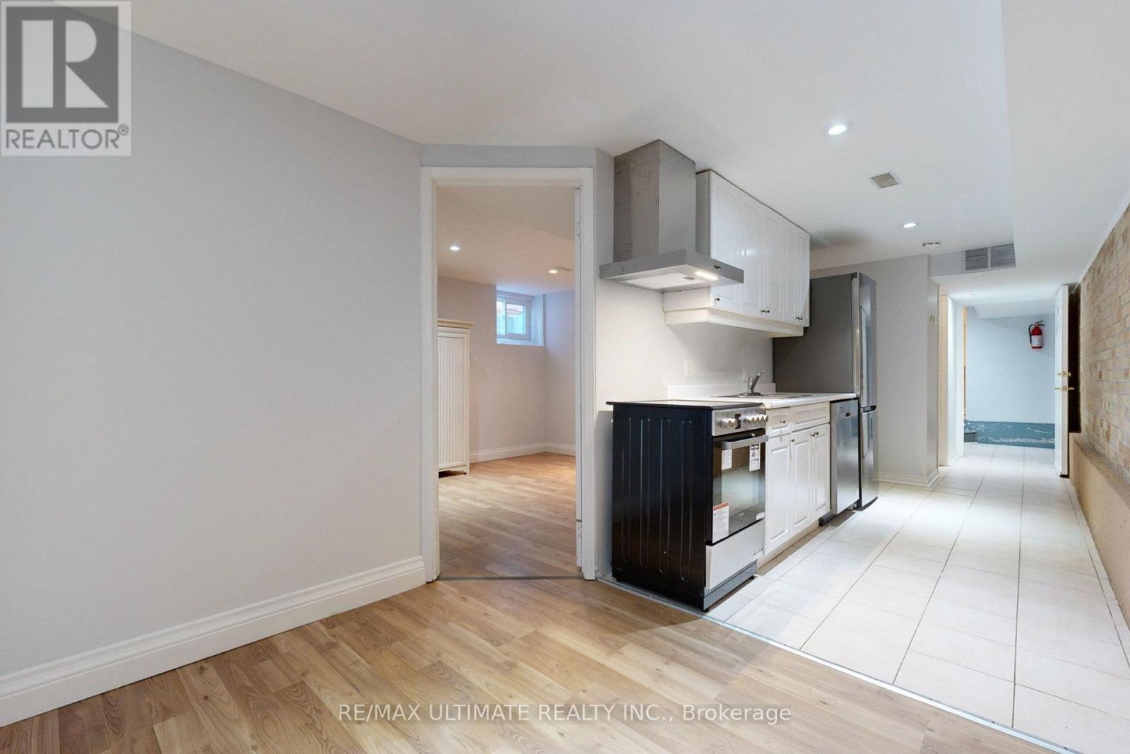 5 Lower - 470 Oriole Parkway, Toronto (Forest Hill South), Ontario  M5P 2H8 - Photo 8 - C12810948