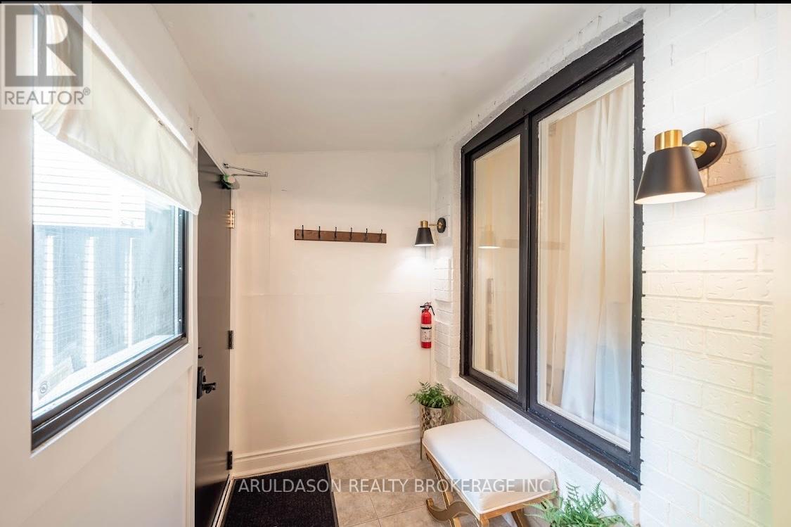 1 Givins Street, Toronto, Ontario  M6J 2X5 - Photo 24 - C12810968