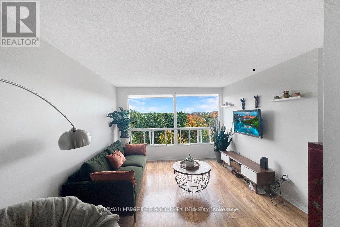 504 - 7 CONCORDE PLACE, Toronto, Ontario